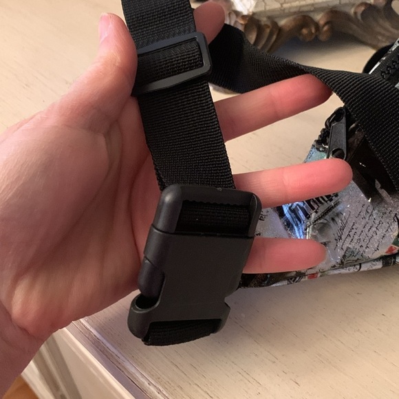 Belt bag - Picture 4 of 7